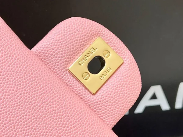 Chanel Vintage Sakura Pink Quilted Caviar Medium Classic - Image 7