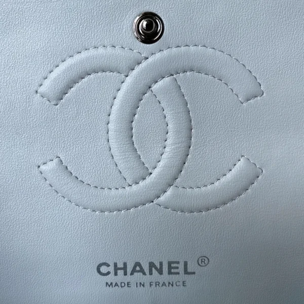 Chanel White Caviar Leather Medium Double Flap - Image 8