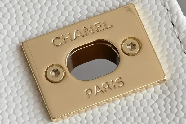 Chanel White Iridescent Quilted Grained Calfskin Extra Mini Flap Bag - Image 8
