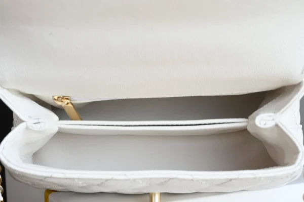 Chanel White Iridescent Quilted Grained Calfskin Extra Mini Flap Bag - Image 10
