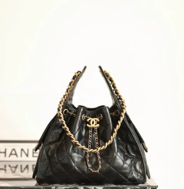 Chanel hobo bag 25c size 30 cm - Image 9