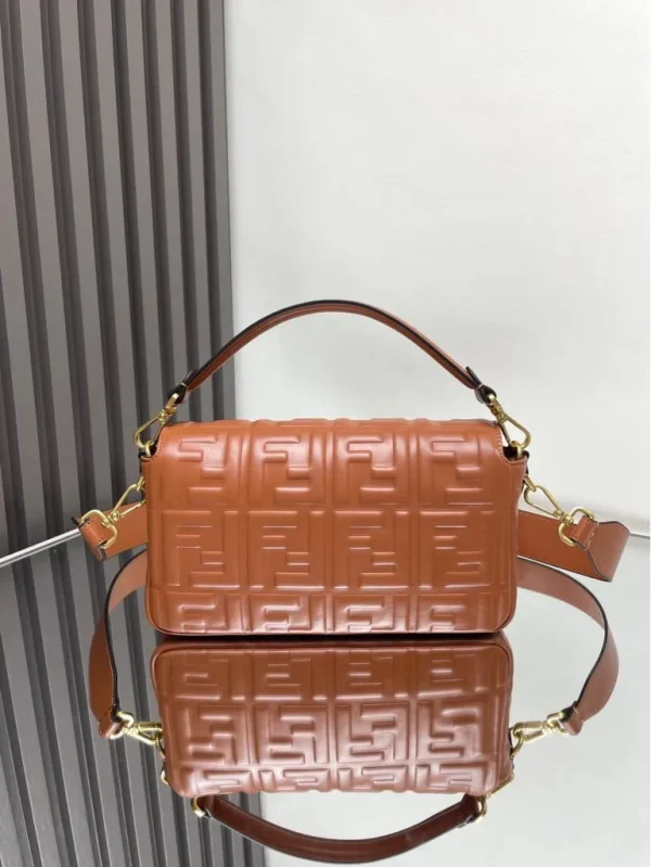 FENDI Medium Baguette Chain Shoulder Bag - Image 4