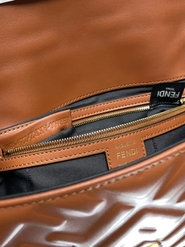 FENDI Medium Baguette Chain Shoulder Bag - Image 6
