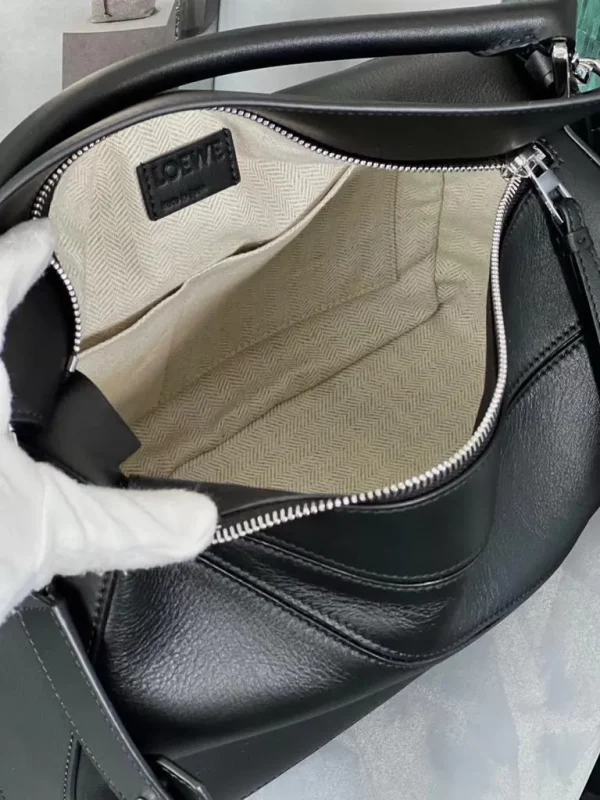 Hvip Bags & Accessories Loewe Puzzle bag in Classic Calfskin black - Image 8