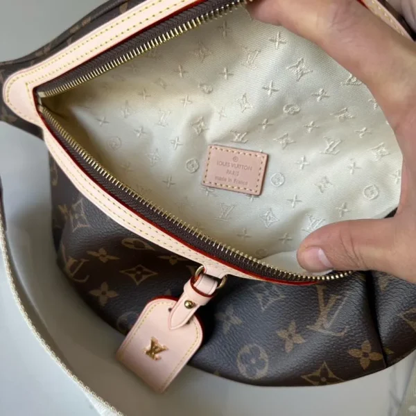 Louis Vuitton High Rise LV Monogram Print Bumbag Belt - Image 3
