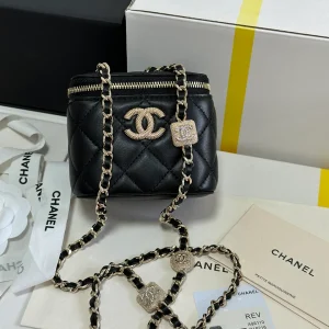22P CUBE MINI VANITY BLACK CAVIAR LIGHT GOLD HARDWARE