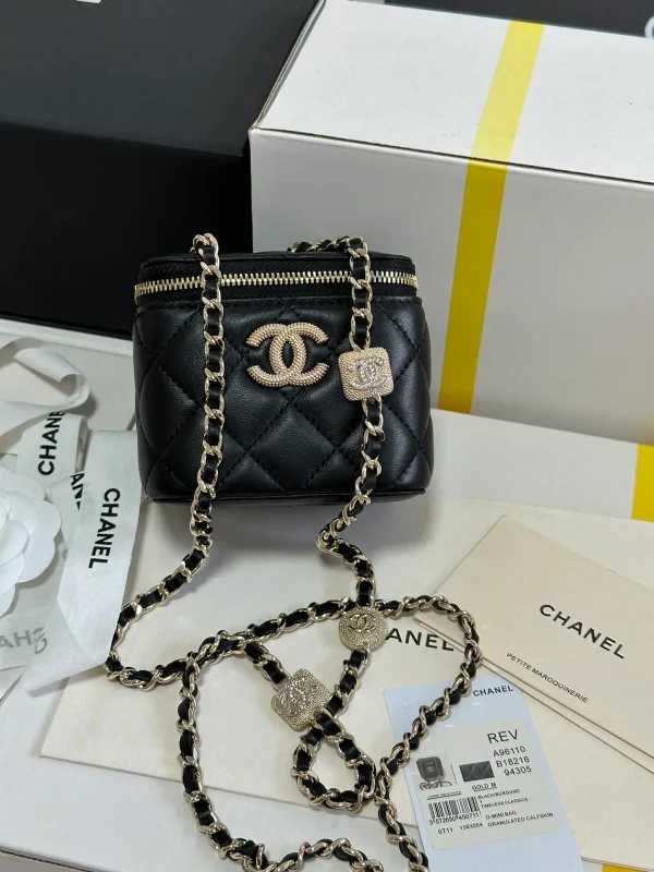 22P CUBE MINI VANITY BLACK CAVIAR LIGHT GOLD HARDWARE