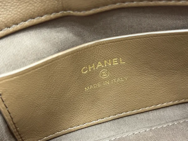 Chanel Small New Arrivals Leather Good - Image 8