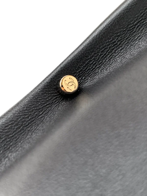 Black Wallet on a chain - Image 4