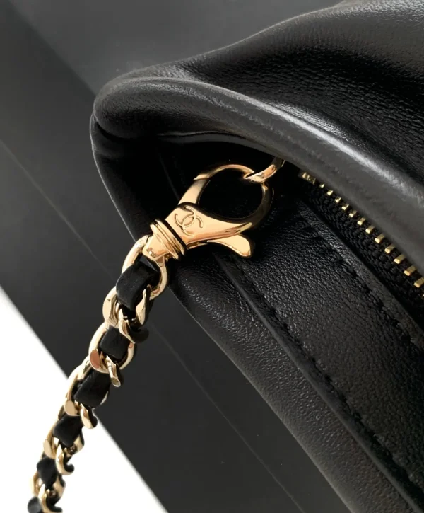 Black Wallet on a chain - Image 5