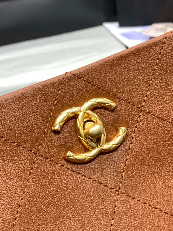 CHANEL Calfskin Quilted Braided Handle Chain Hobo Brown - Image 6