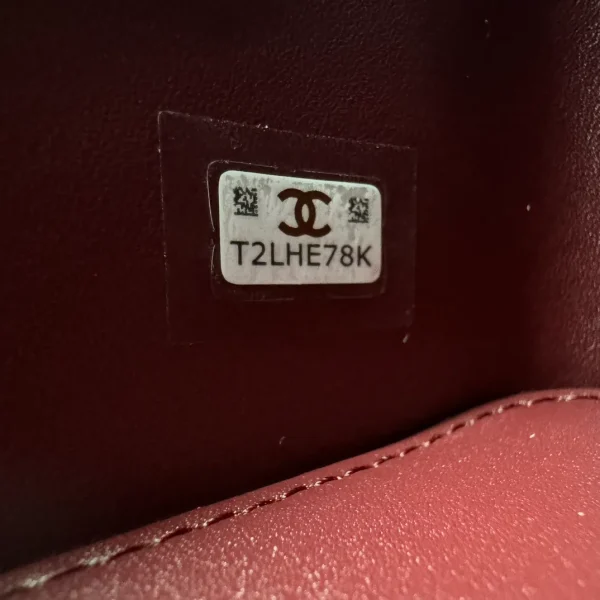 CHANEL Lambskin Enamel Quilted Logo Small Vanity Case With Chain Black - Image 3