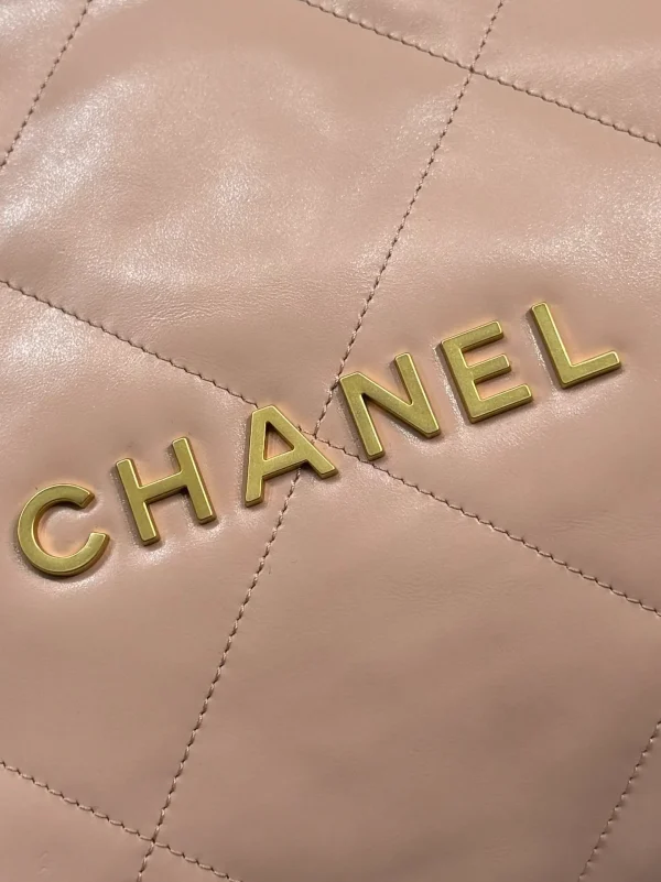 CHANEL Matelasse 22 Mini Chain Shoulder Bag - Image 3