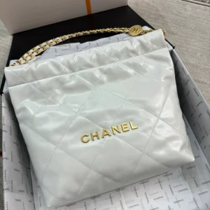 CHANEL Matelasse 22 Mini Chain Shoulder Bag Calfskin White