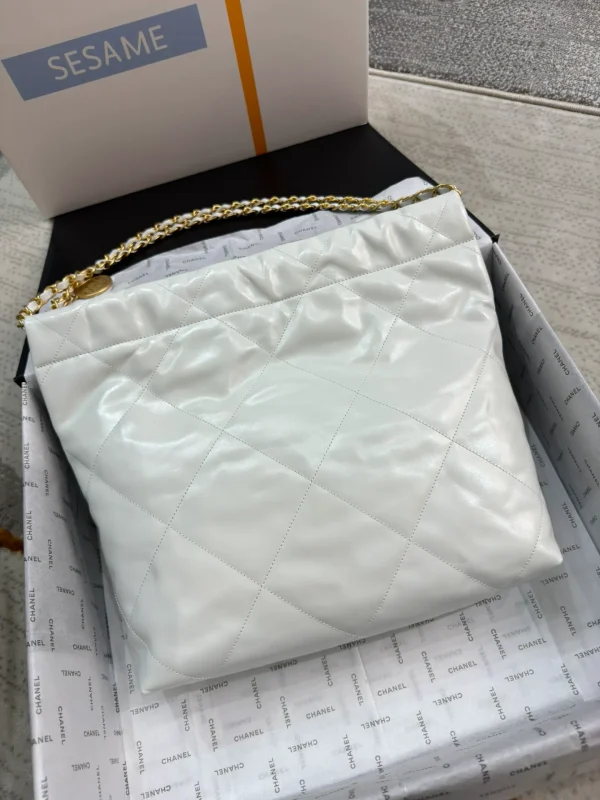 CHANEL Matelasse 22 Mini Chain Shoulder Bag Calfskin White - Image 7