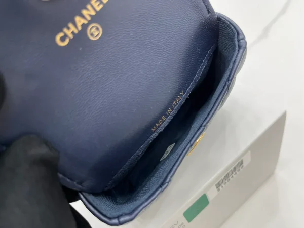 CHANEL Navy Quilted Caviar Twist Your Buttons Coin Purse with Chain Crossbody Bag - Image 5