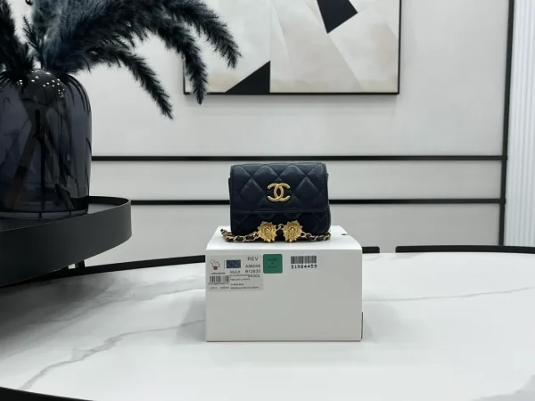CHANEL Navy Quilted Caviar Twist Your Buttons Coin Purse with Chain Crossbody Bag - Image 9