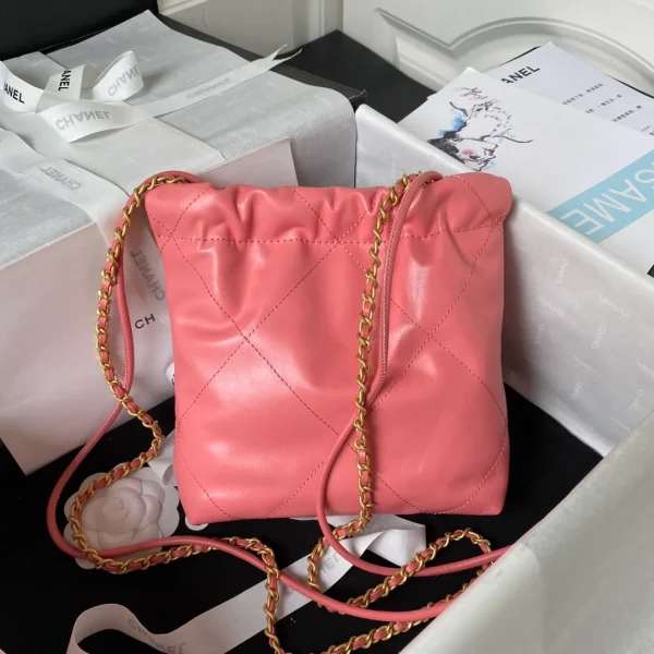 CHANEL Pre-Owned 2021 Chanel 22 Shoulder Bag - Image 2