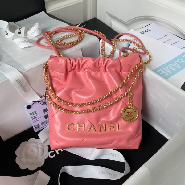 CHANEL Pre-Owned 2021 Chanel 22 Shoulder Bag