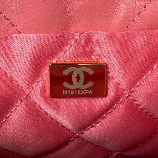 CHANEL Pre-Owned 2021 Chanel 22 Shoulder Bag - Image 9