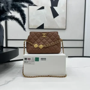 CHANEL Pre-Owned Quilted Lambskin Leo Shoulder Bag
