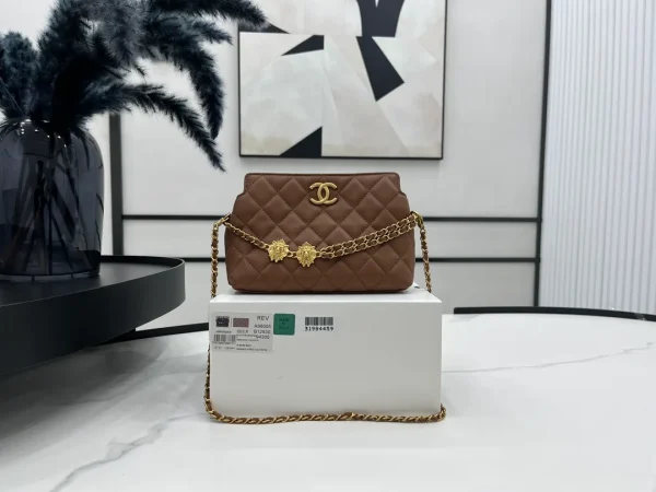 CHANEL Pre-Owned Quilted Lambskin Leo Shoulder Bag