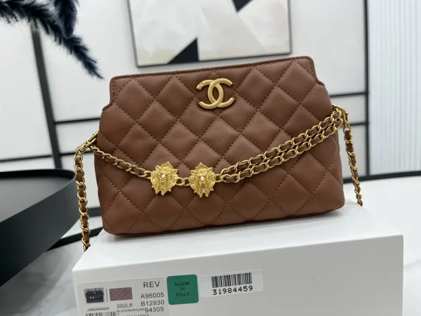 CHANEL Pre-Owned Quilted Lambskin Leo Shoulder Bag - Image 3
