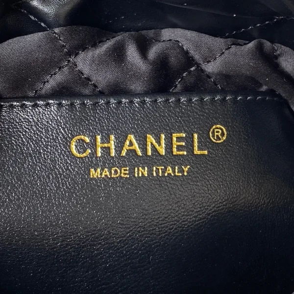 CHANEL Shiny Calfskin Quilted Mini Chanel 22 Black - Image 9