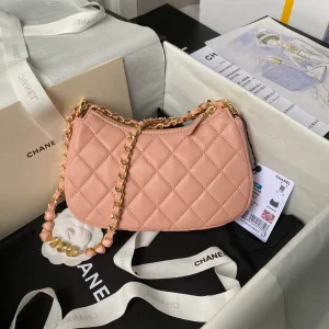 CHANEL Shiny Crumpled Calfskin Quilted