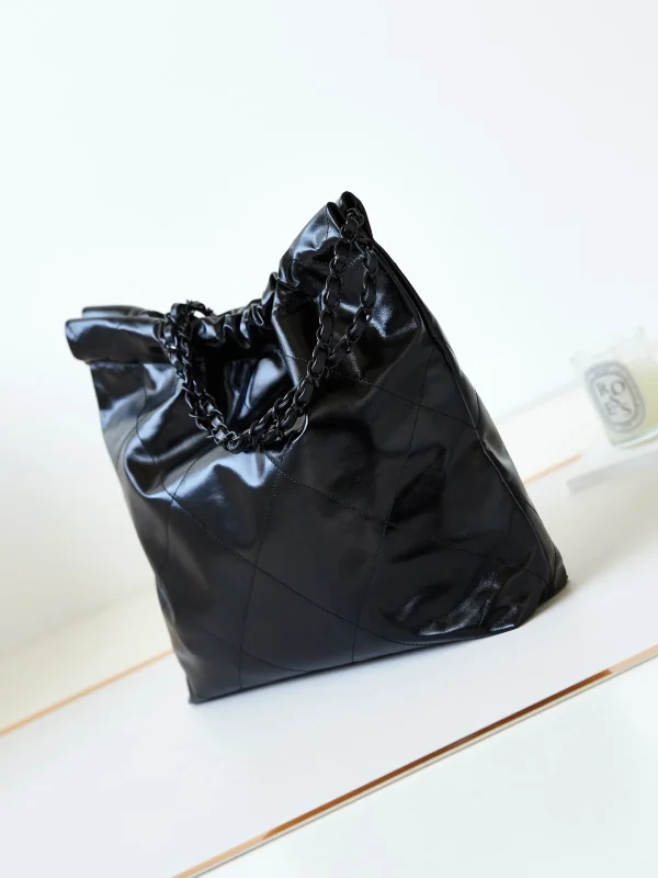 CHANEL Small 22 Bag SO Black Calfskin Black - Image 5