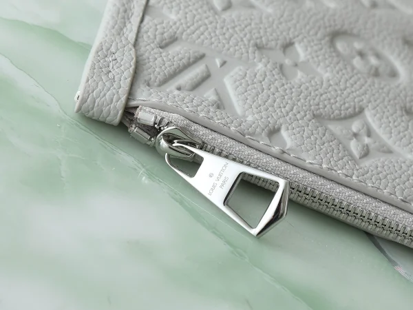 CarryAll MM Monogram Empreinte Leather - Image 3