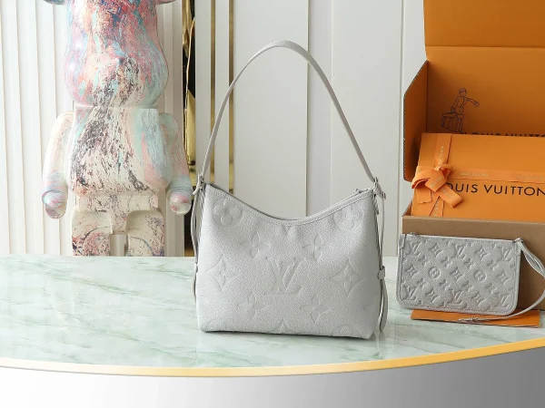 CarryAll MM Monogram Empreinte Leather - Image 6
