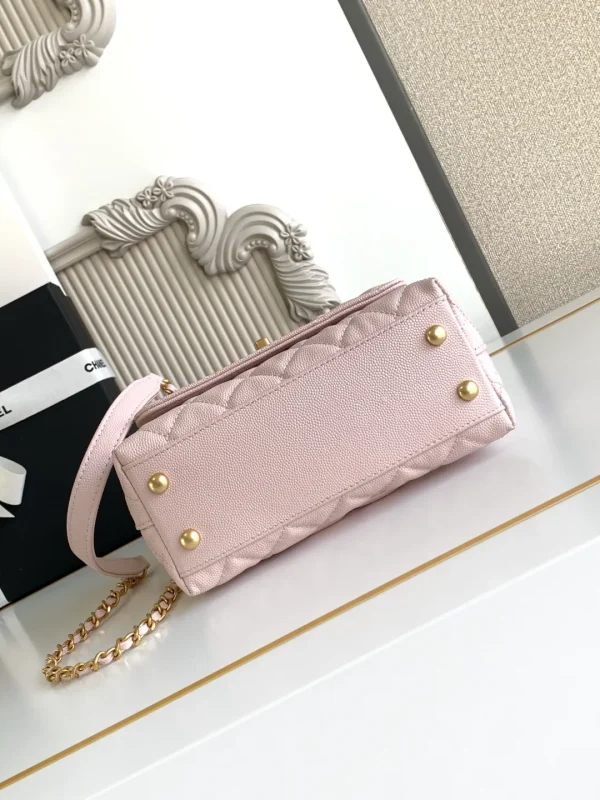 Chanel 20A Lilac Pink Coco Handle Caviar Gold Hardware (3) - Image 9