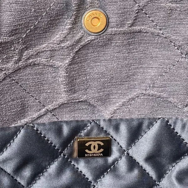 Chanel 22 Chain Denim Medium - Image 2