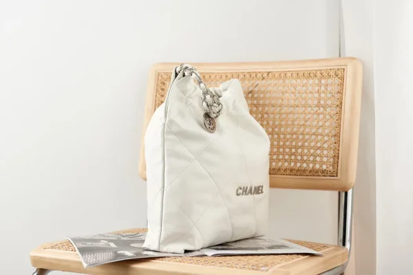 Chanel 22 Small Bag Chanel - Image 5