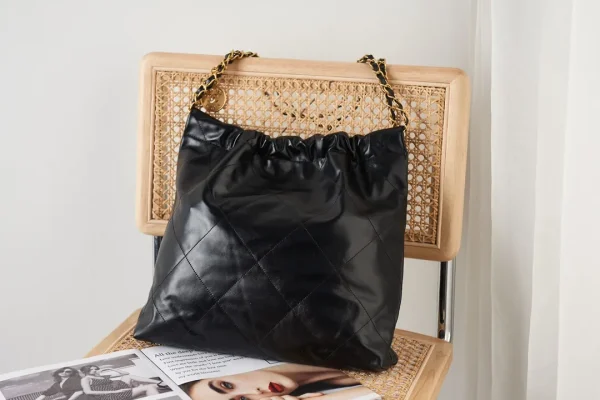 Chanel 22 handbag - Image 5