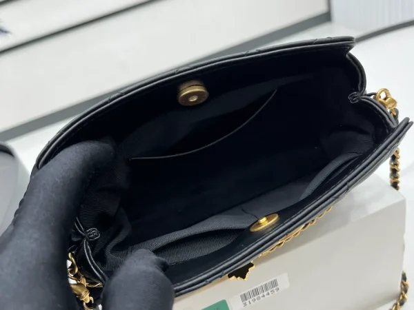 Chanel 23A Black and Gold Lion Emblem Chain Bag - Image 9