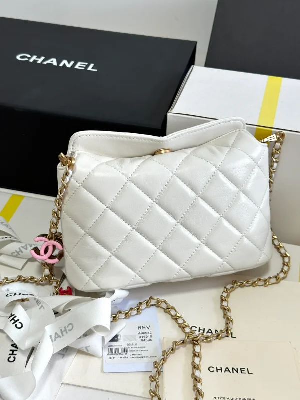 Chanel 24A Pink Enamel Double C white leather Gold Chain - Image 2