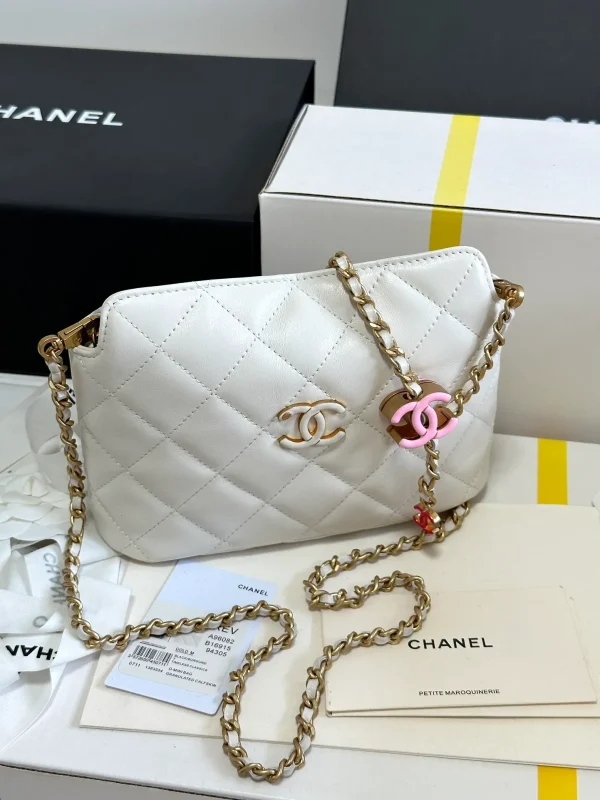 Chanel 24A Pink Enamel Double C white leather Gold Chain - Image 9