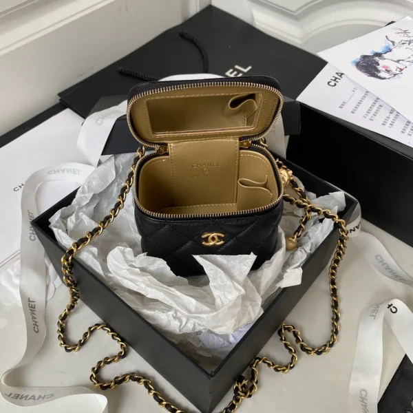Chanel 24C Double Gold Ball Bag - Image 2
