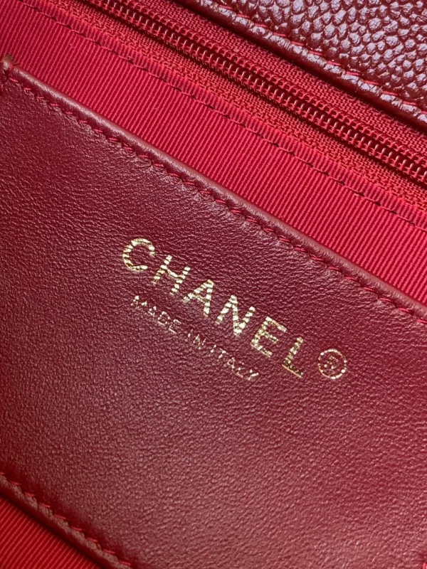Chanel 24K Burgundy Caviar Flap Bag with Matte Gold Hardware - Image 2