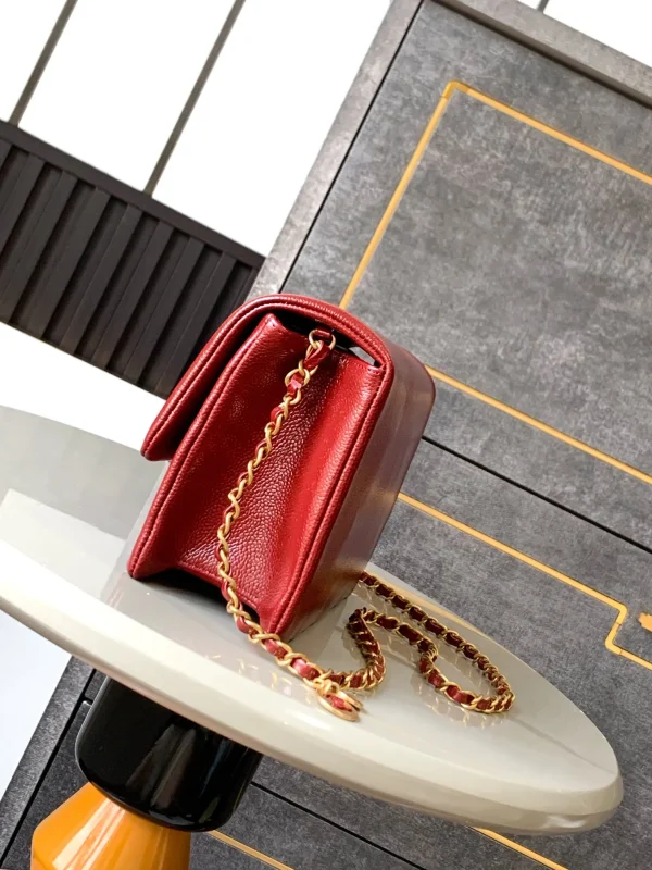Chanel 24K Burgundy Caviar Flap Bag with Matte Gold Hardware - Image 5