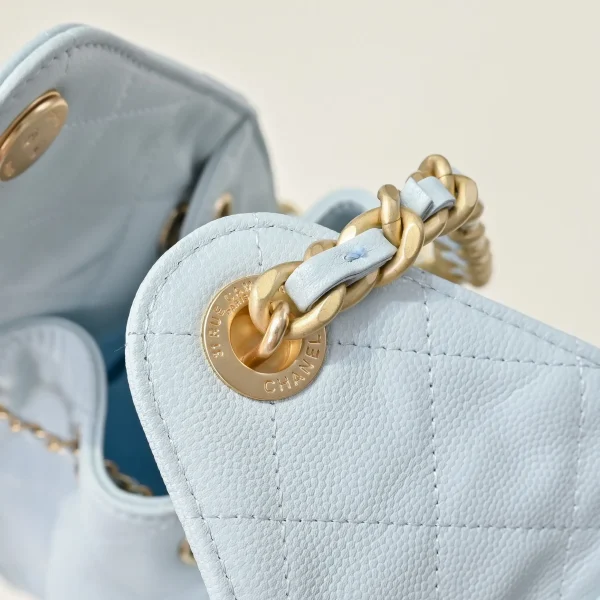 Chanel 25 Small Handbag - Image 8