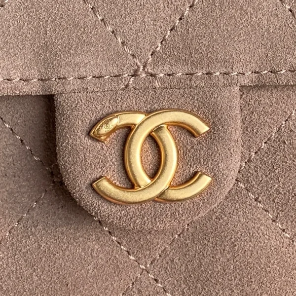 Chanel 25C Grey Suede Small Maxi Pockets Hobo Bag - Image 6