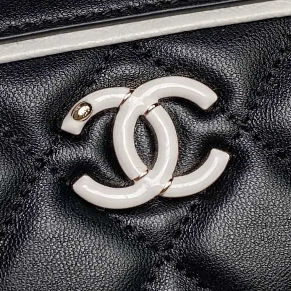 Chanel 25P Bowling Bag - Image 6