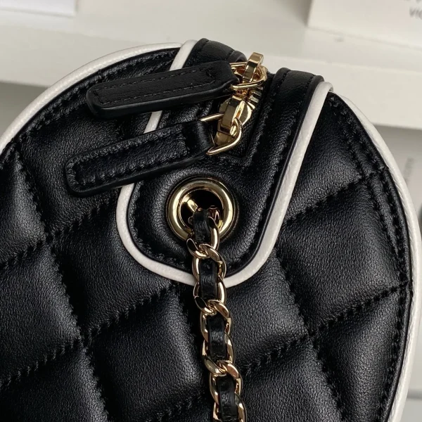 Chanel 25P Bowling Bag - Image 9