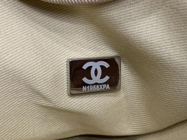 Chanel Beige Calfskin Grand Shopping Tote GST Chain Handbag - Image 10