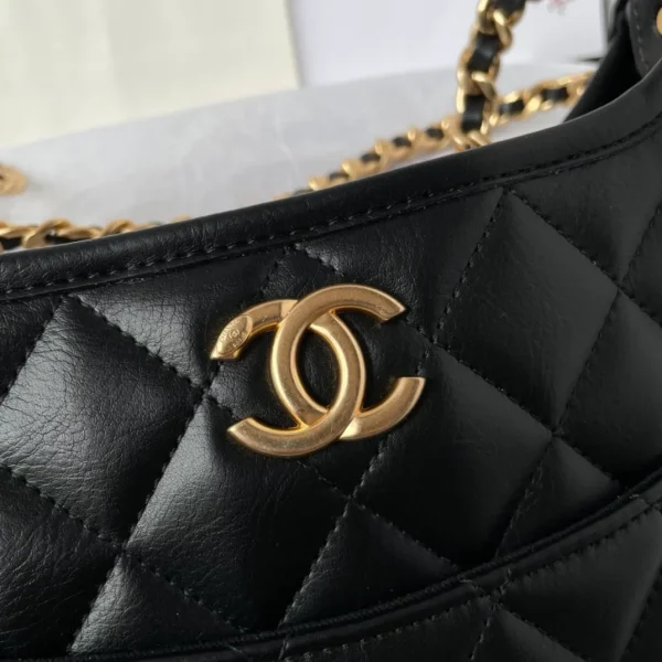 Chanel Black Calfskin Quilted CC Crossbody Hobo Handbag - Image 8