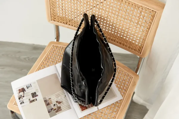 Chanel Black Shiny Calfskin Quilted Small Chanel - Image 9