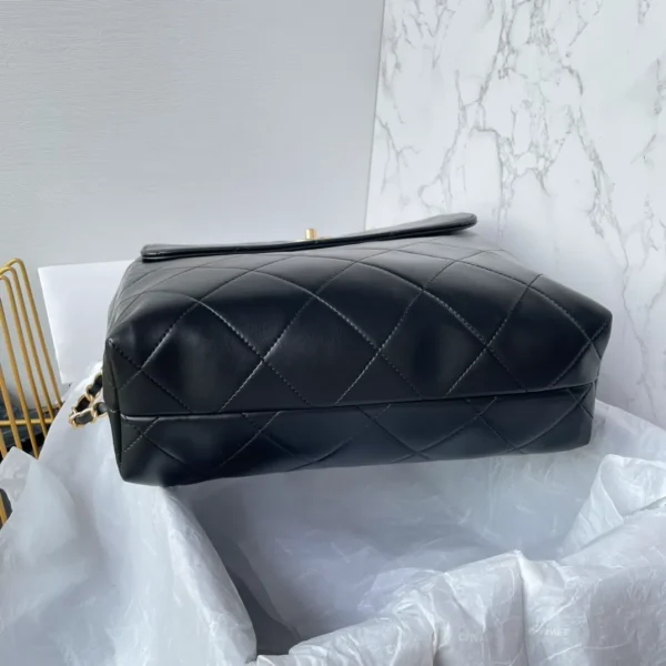 Chanel Black Small Quilted Calfskin Chain Hobo Flap Chanel - Image 10